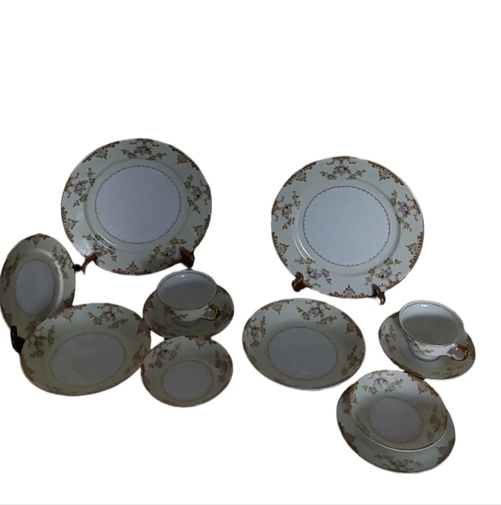 Antique Meito China V2069 hand-painted 5pc place setting dinnerware set‎ of 2